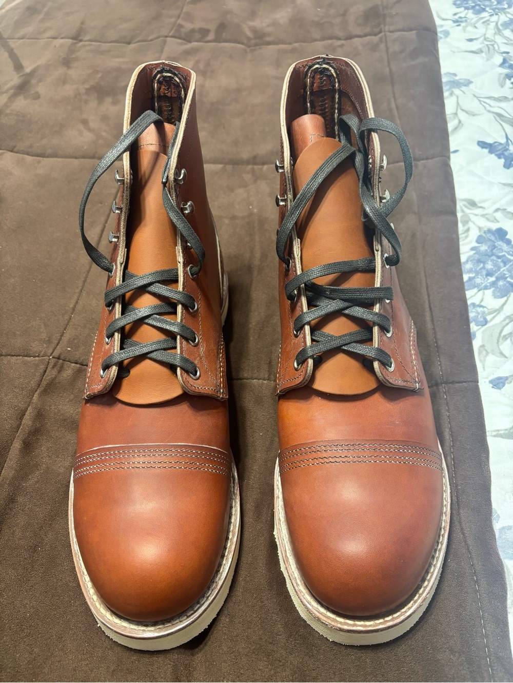Red Wing Shoes Traction Tred  Style 8089 Iron Ranger Size 13D Oro Legacy Leather